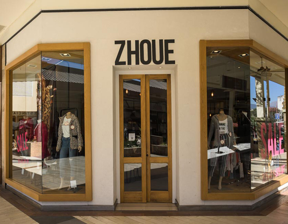 ZHOUE foto